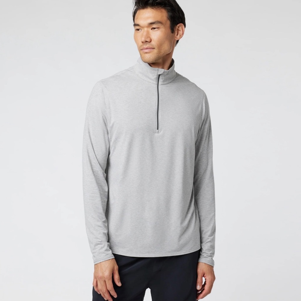 Vuori Ease Performance Half Zip Size Medium - image 1